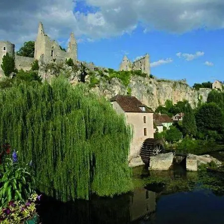 Magnifique Villa 5 Etoiles Avec Piscine Proche Futuroscope & Golf Вилла *