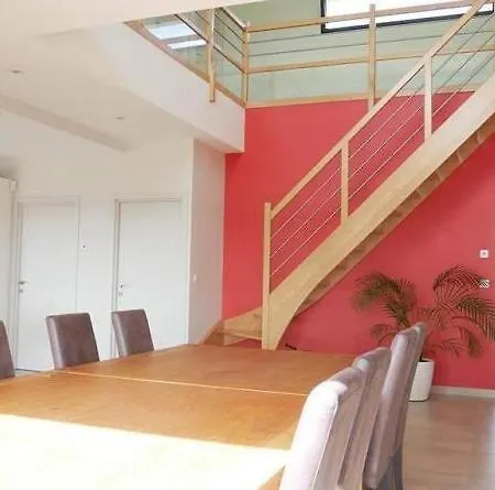 Magnifique Villa 5 Etoiles Avec Piscine Proche Futuroscope & Golf Вилла *