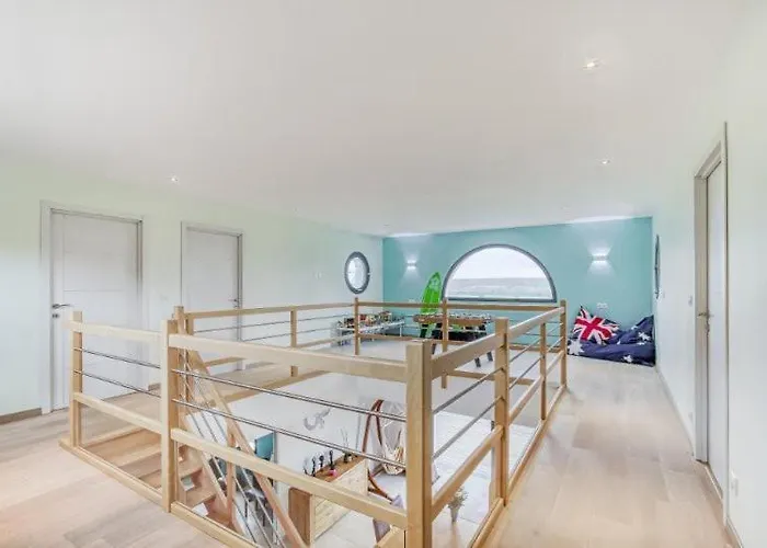 Magnifique Avec Piscine Classée 5 étoiles Villa *